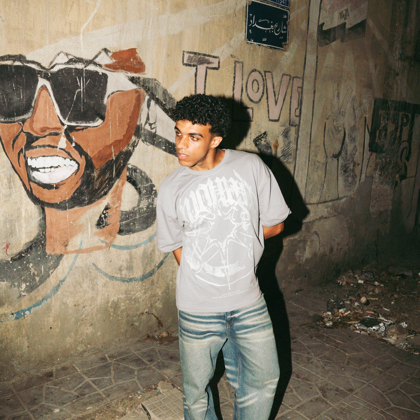 Wound T-Shirt – Zip-Off Sleeve